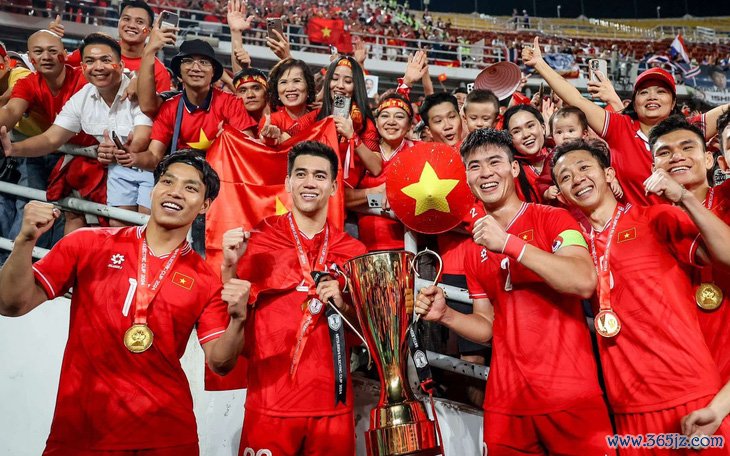 Tiến Linh nhận HCV ASEAN Cup 2024 sau 1 tháng - Ảnh 2.